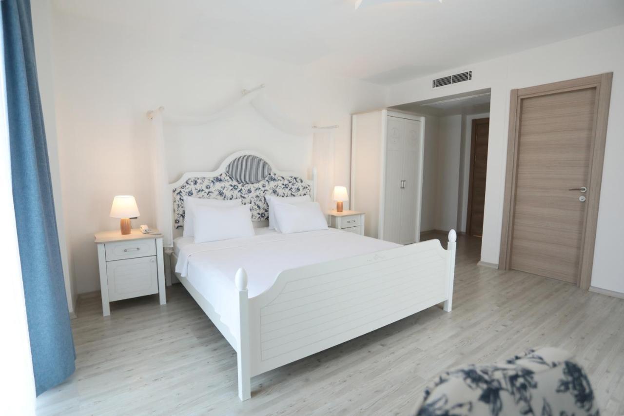 Mavi Hotel Alaçatı